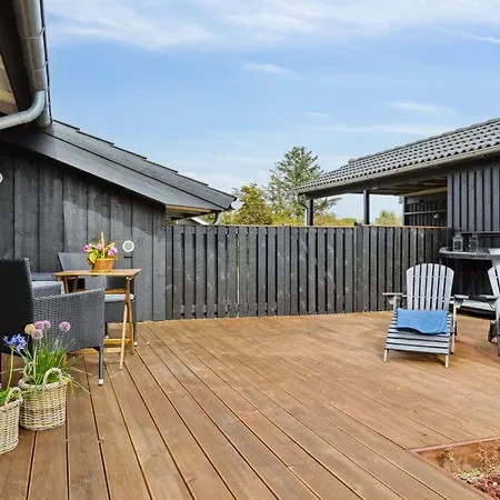 Evald - 400m From The Sea By Interhome